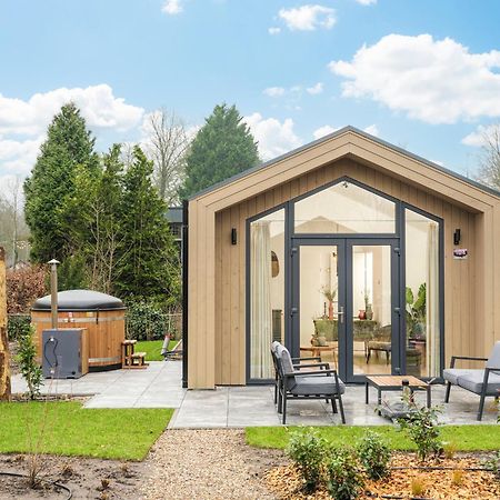 Veluwepark De Bosgraaf | Comfort Met Hottub Lieren ภายนอก รูปภาพ