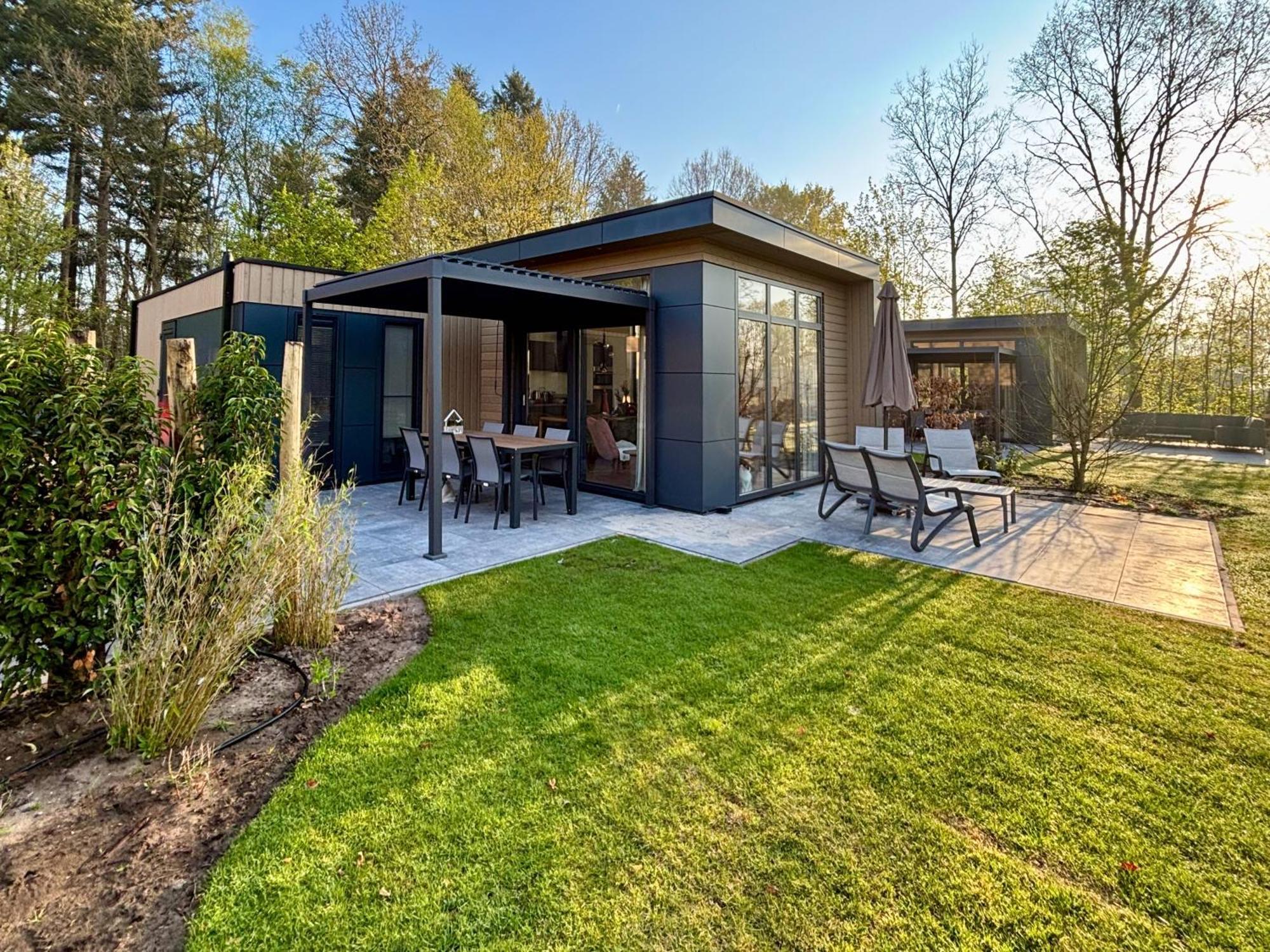 Veluwepark De Bosgraaf | Comfort Met Hottub Lieren ภายนอก รูปภาพ